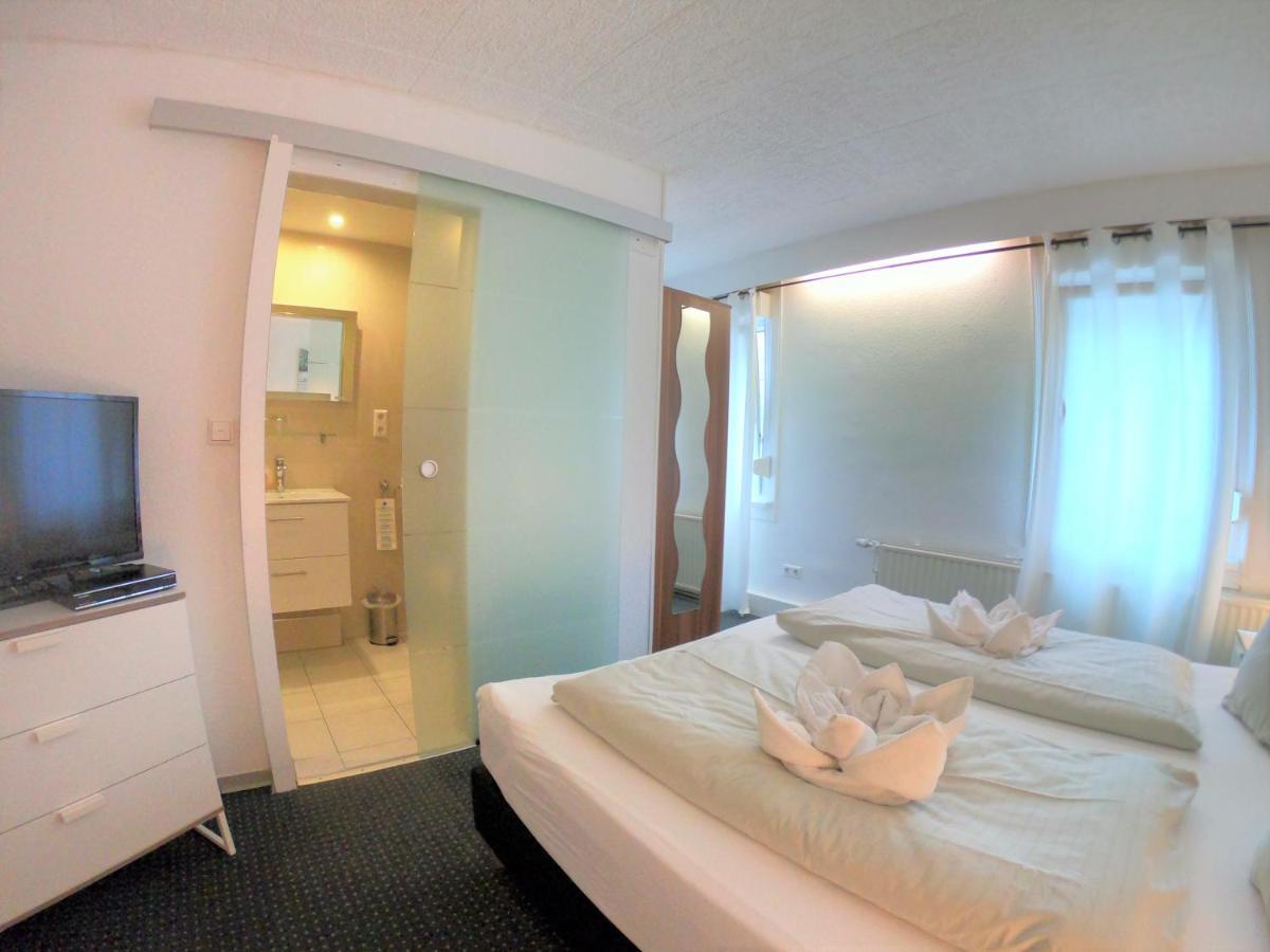 City Hotel Diez Bagian luar foto