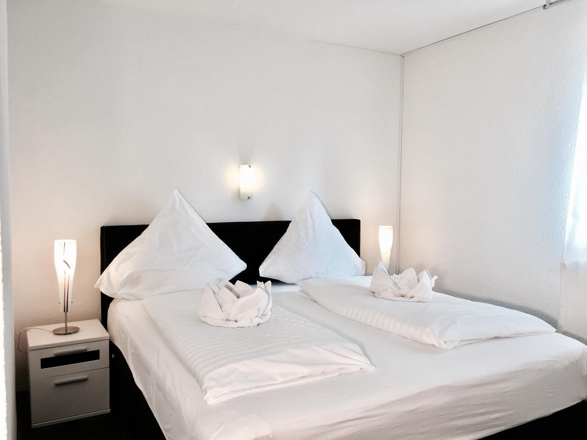 City Hotel Diez Bagian luar foto